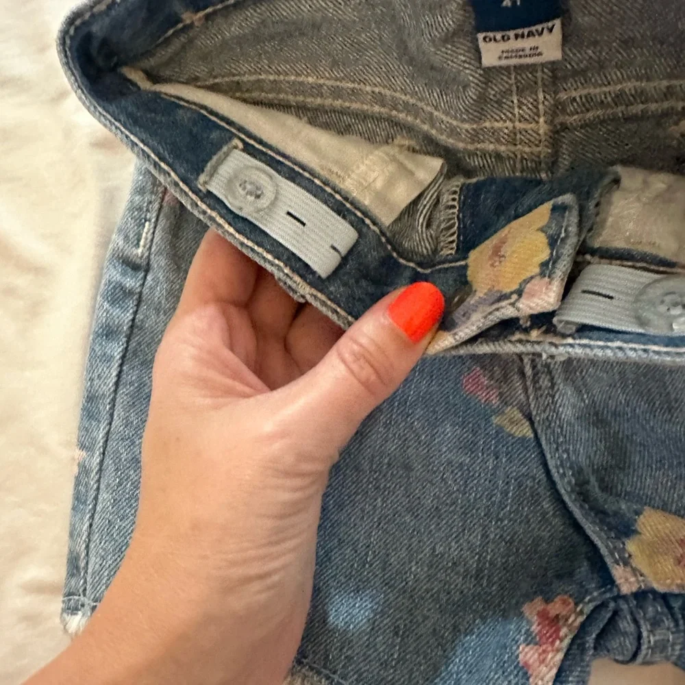 Old Navy Floral Print Denim Shorts